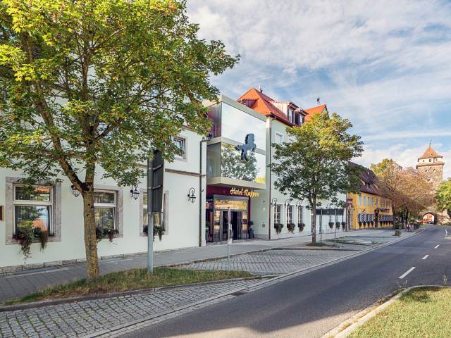 Das Hotel Rappen von Aussen