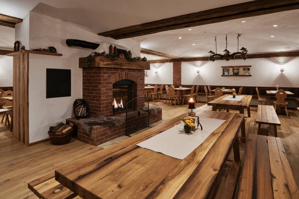 Celebrations in the guild cellar: Down in the cellar, the party starts - Rappen Rothenburg